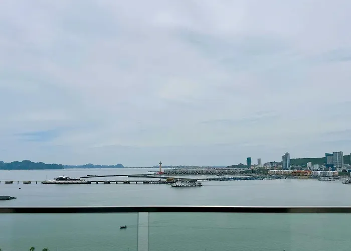 Aparthotel Ruby's The Sapphire Ha Long