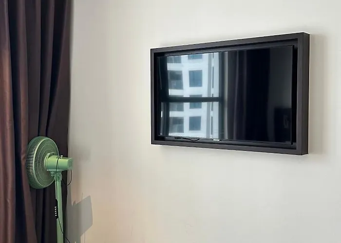 Karry's The Sapphire Aparthotel *